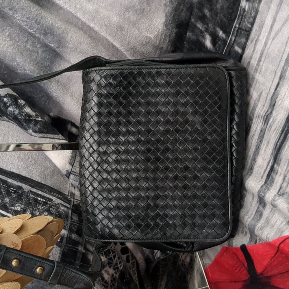 Enzo Angiolini basket weave purse
